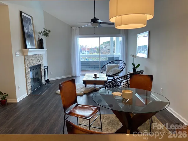 $2,150 | 18711 Vineyard Point Lane, Cornelius, NC 28031