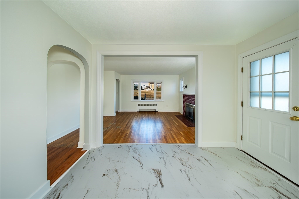 804 County Street, Unit 1 Somerset, MA 02726 - Photo 4 of 38