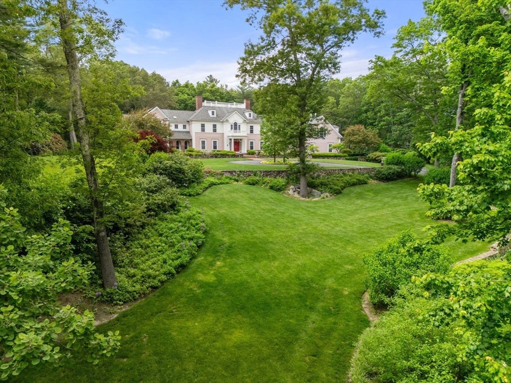 5 Hamlins Crossing West Dover, MA 02030 - Photo 4 of 40 a view of a garden with a house