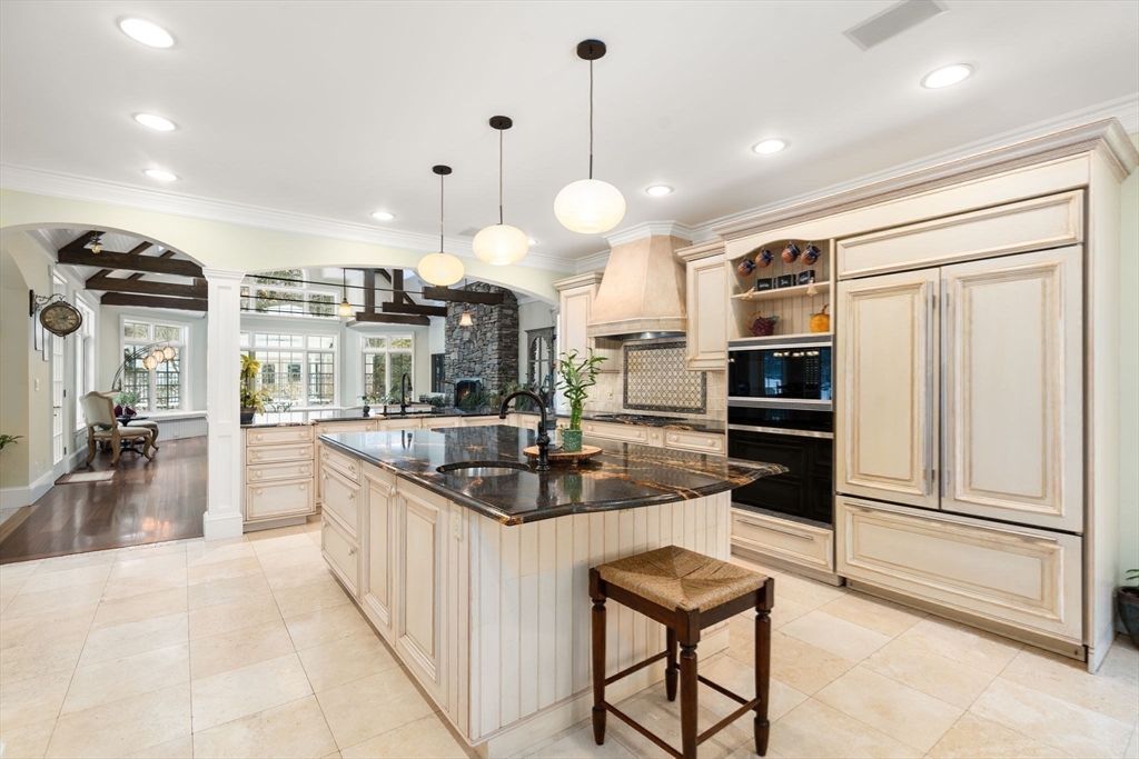 5 Hamlins Crossing West Dover, MA 02030 - Photo 10 of 40