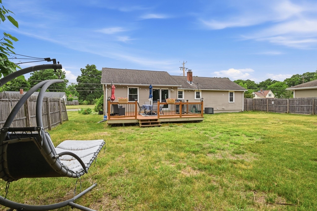 618 Morgan Road West Springfield, MA 01089 - Photo 31 of 38