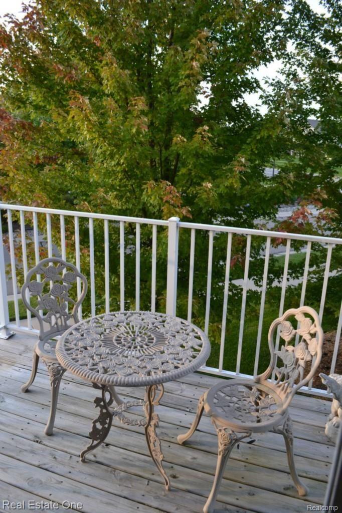 1740 Deepwood Circle, Unit 79 Rochester, MI 48307 - Photo 19 of 24 Peaceful Balcony