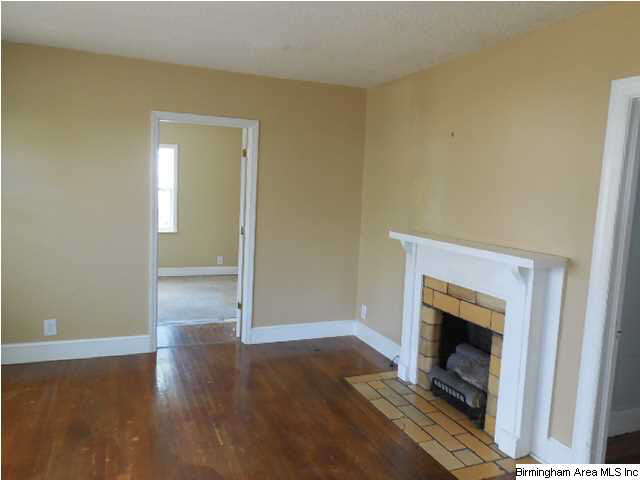 125 Sunset Drive Bessemer, AL 35023 - Photo 3 of 14