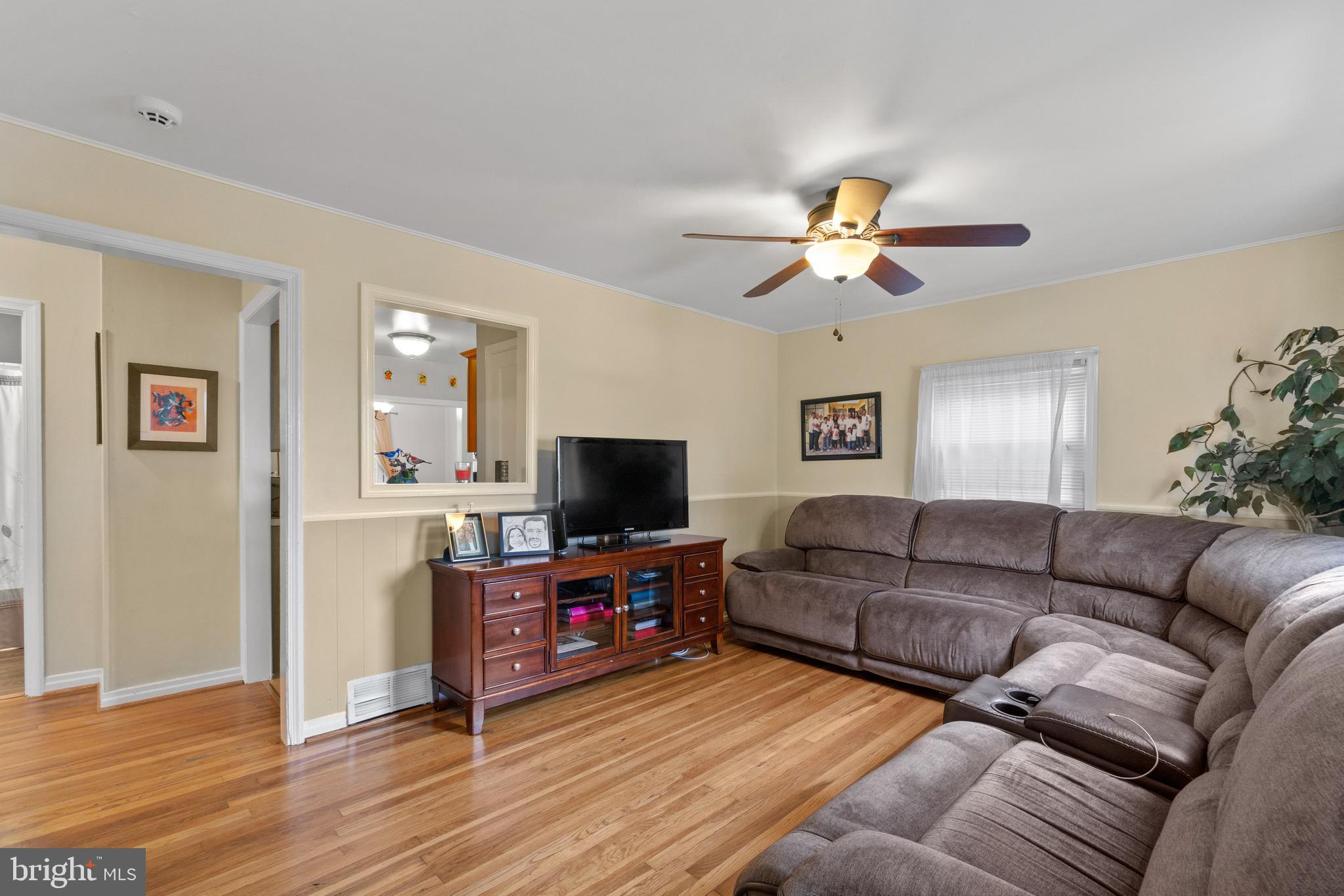 11507 Joseph Mill Road Silver Spring, MD 20906 - Photo 12 of 42