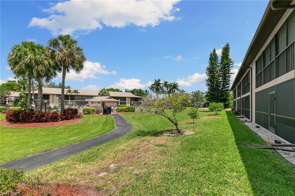 256 Pebble Beach Circle, Unit D103 Naples, FL 34113 - Photo 25 of 31 Gallery Image 25