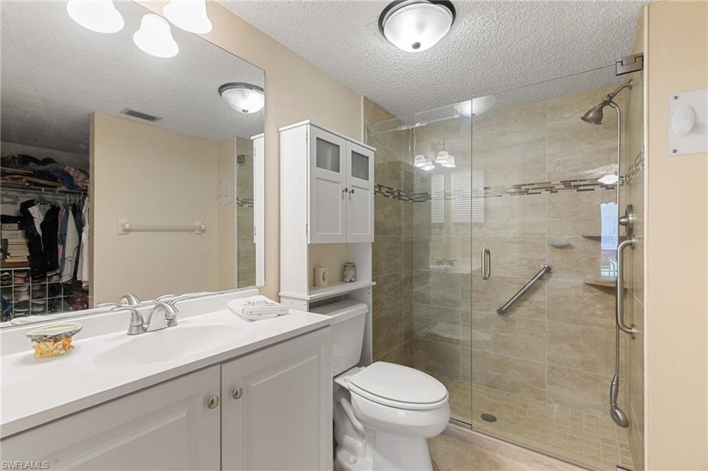 256 Pebble Beach Circle, Unit D103 Naples, FL 34113 - Photo 8 of 31 Gallery Image 8