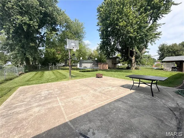 $208,000 | 318 South Breckenridge Avenue, Palmyra, MO 63461