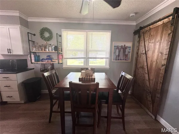 $208,000 | 318 South Breckenridge Avenue, Palmyra, MO 63461