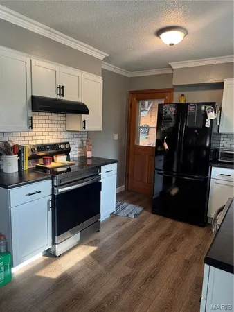 $208,000 | 318 South Breckenridge Avenue, Palmyra, MO 63461