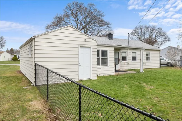 $199,900 | 6 Fairchild Road, Gates, NY 14606