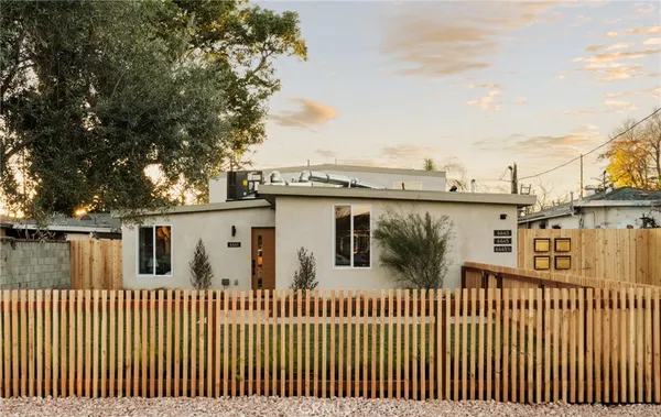 $1,889,000 | 6441 Satsuma Avenue, North Hollywood, CA 91606