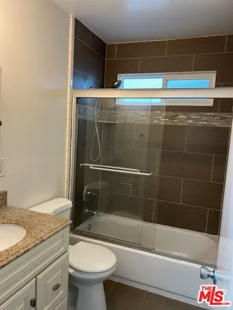 $5,985 | 36 Brooks Avenue, Unit D, Venice, CA 90291