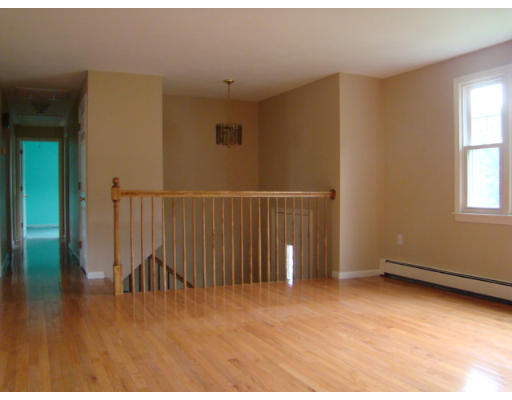 29 Jionzo Road Milford, MA 01757 - Photo 4 of 7 Gallery Image 4
