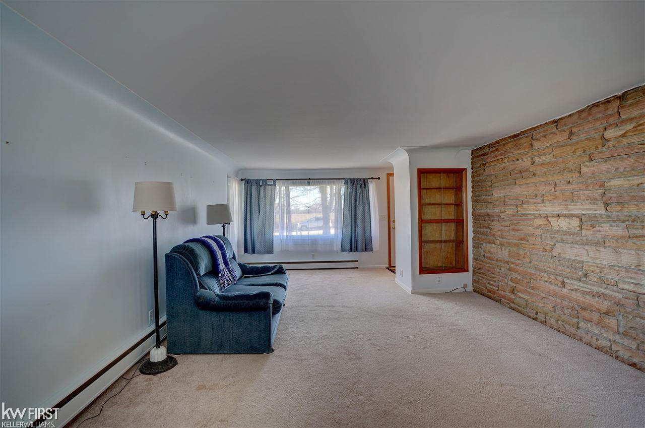 4086 South Nichols Road Lennon, MI 48449 - Photo 3 of 70 50061506-2.JPG