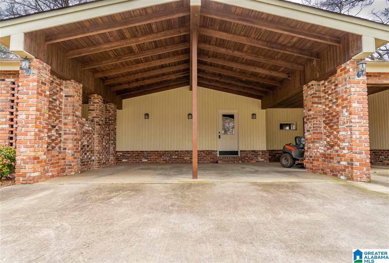 411 4th Avenue Oneonta, AL 35121 - Photo 5 of 44