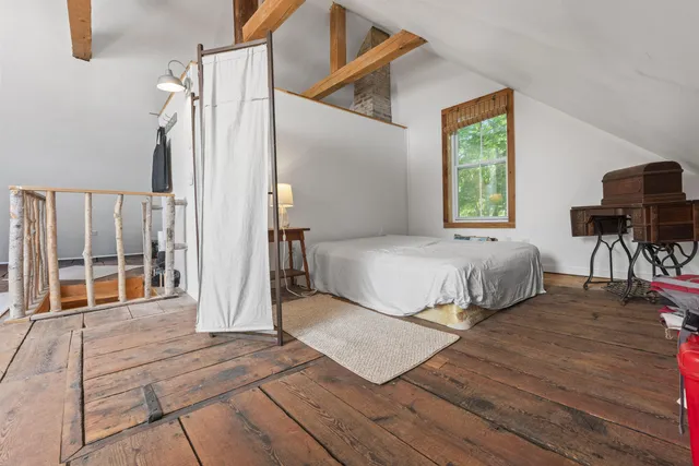 $575,000 | 14 Main Street, Mount Vernon, ME 04352