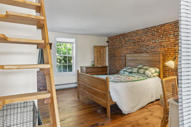 $575,000 | 14 Main Street, Mount Vernon, ME 04352