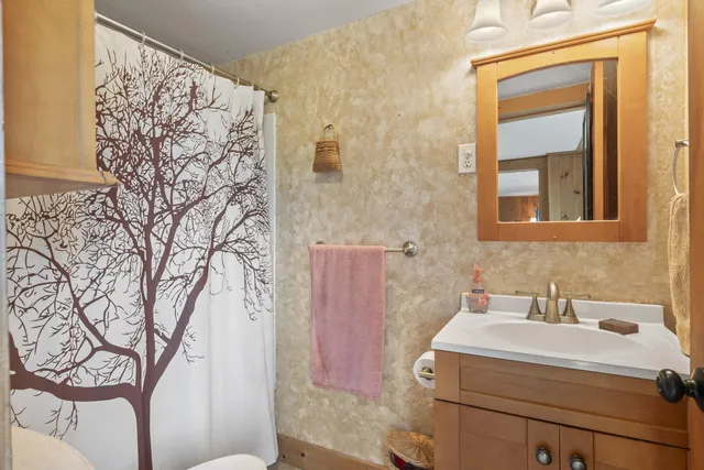 $575,000 | 14 Main Street, Mount Vernon, ME 04352