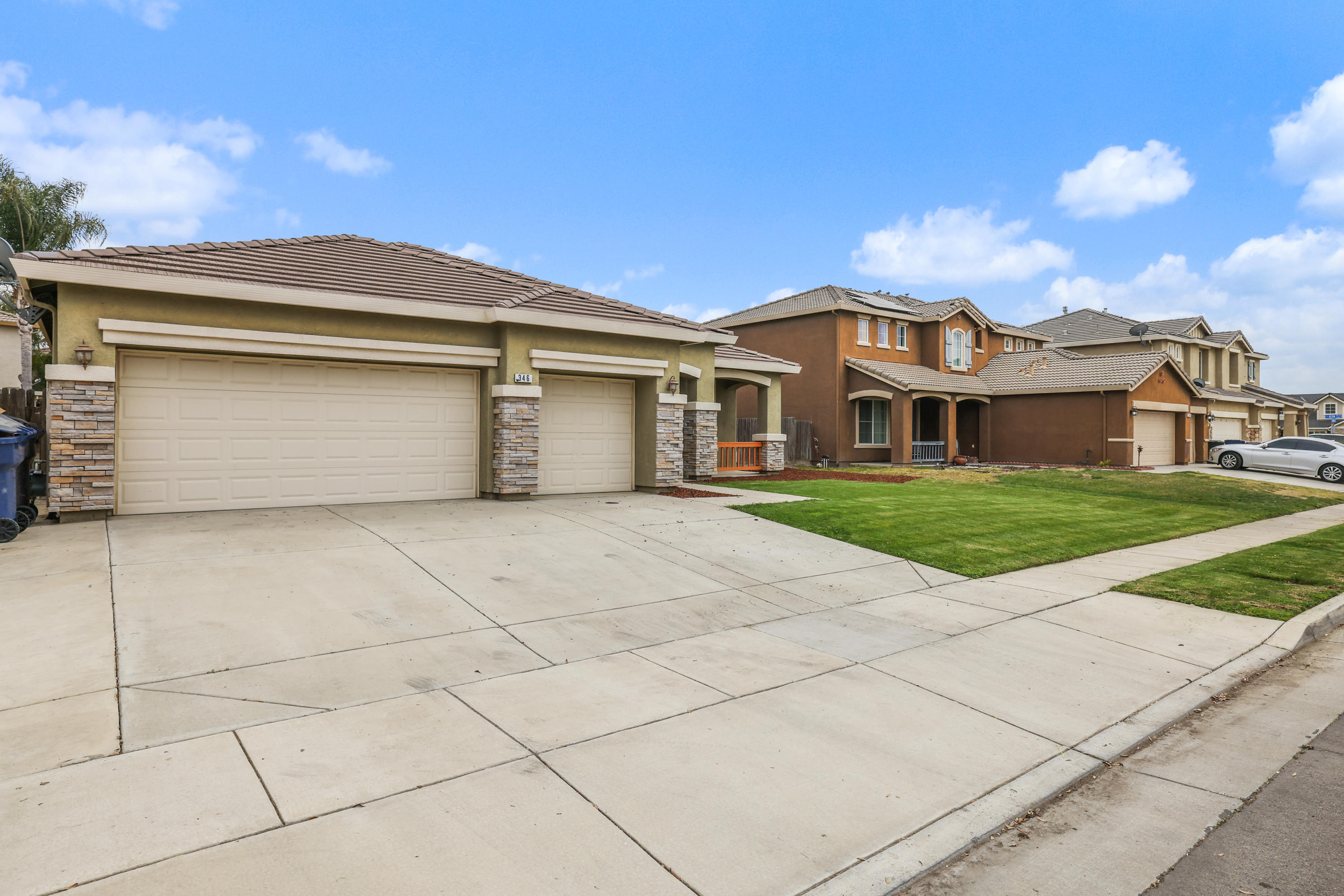 346 Martin Street Tulare, CA 93274 - Photo 5 of 33 D50A6576