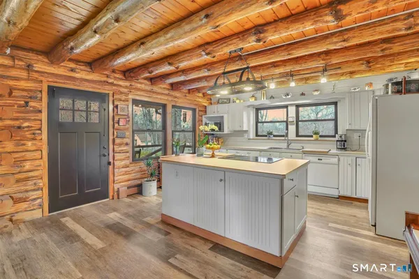 $450,000 | 48 Shelton Avenue, Wolcott, CT 06716