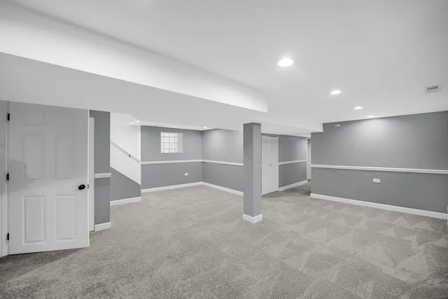 $285,000 | 9327 South Elizabeth Street, Chicago, IL 60620