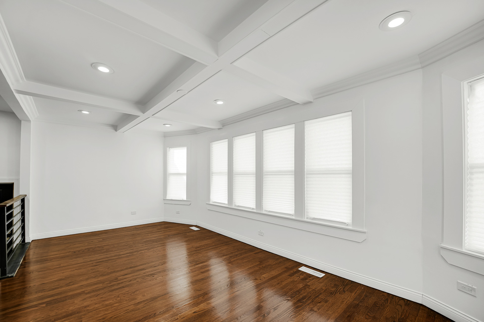 9327 South Elizabeth Street Chicago, IL 60620 - Photo 6 of 20