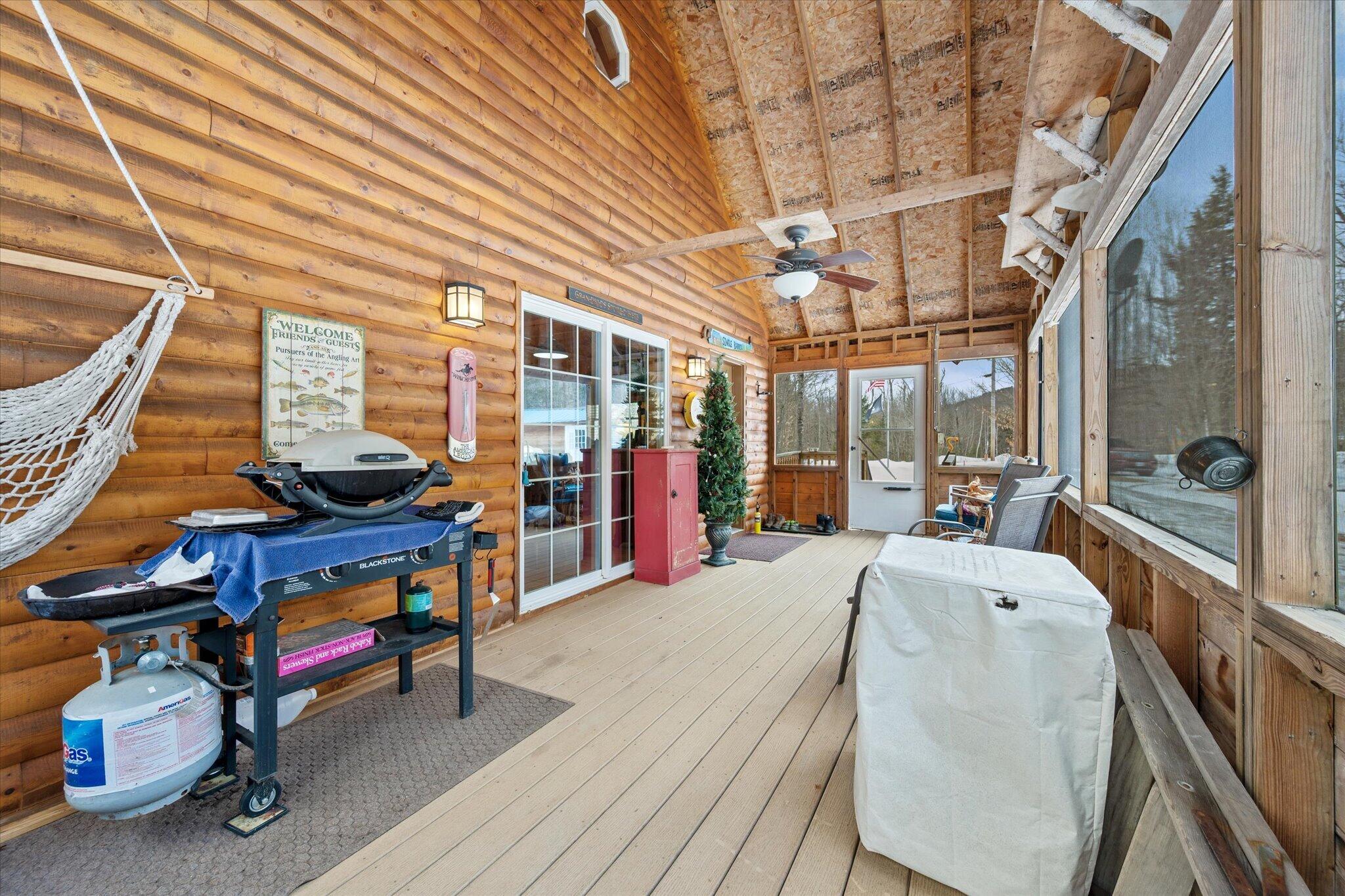 25 Wisdom Road Island Falls, ME 04747 - Photo 12 of 46 09-Screen Porch