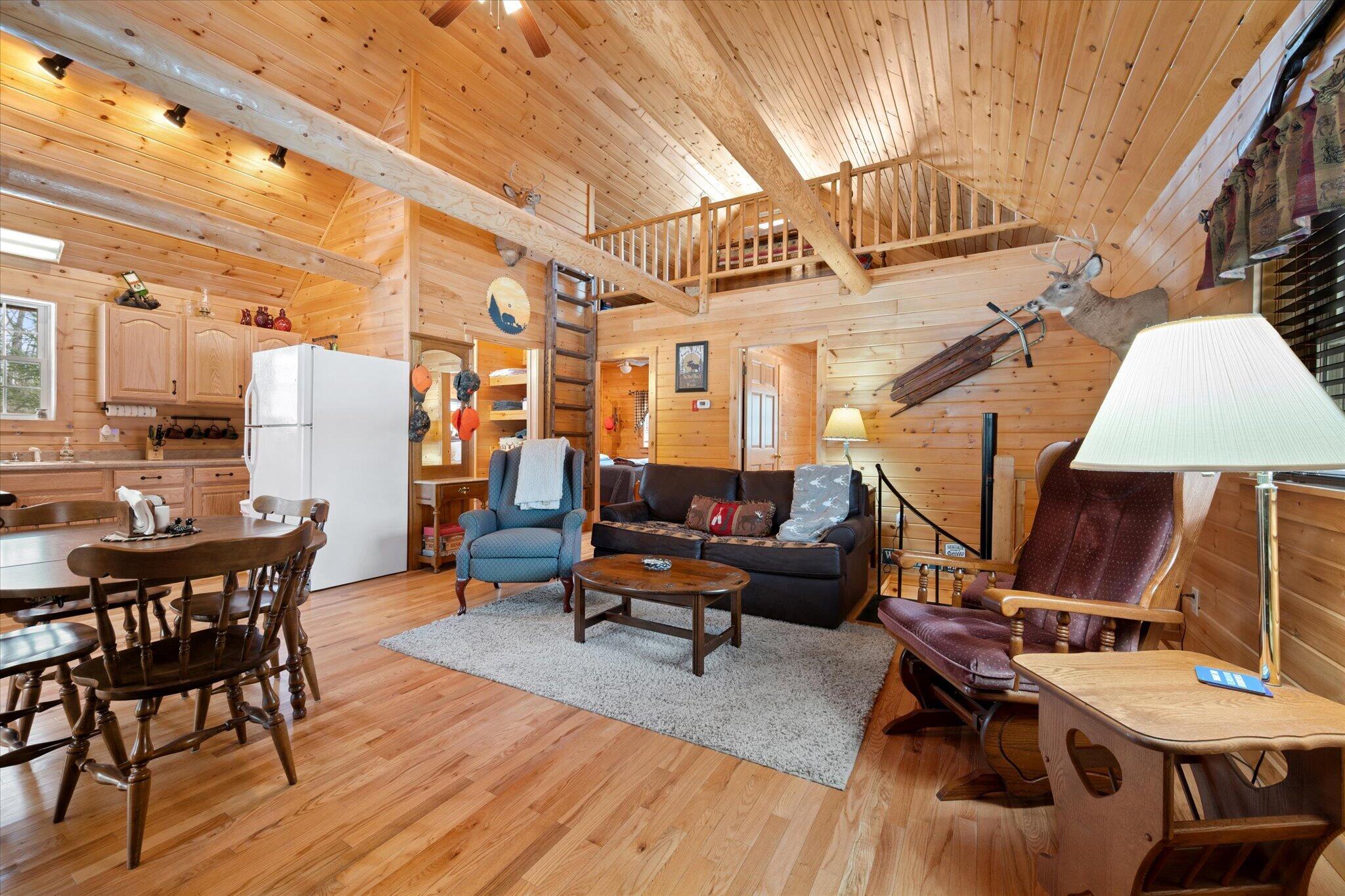 25 Wisdom Road Island Falls, ME 04747 - Photo 14 of 46 11-Living