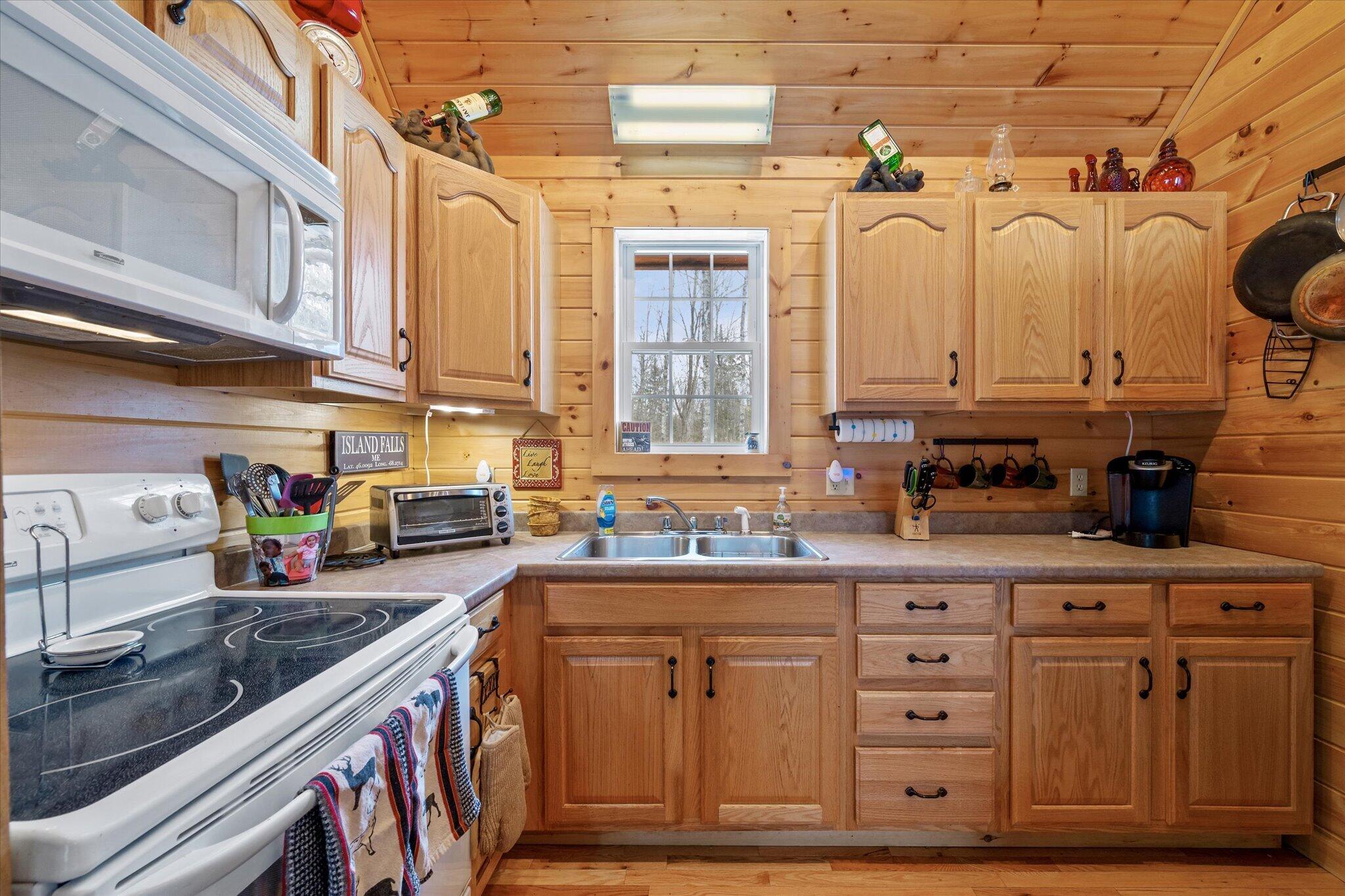25 Wisdom Road Island Falls, ME 04747 - Photo 21 of 46 19-Kitchen