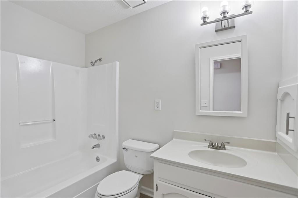 4051 Megan Road Northwest Duluth, GA 30096 - Photo 11 of 30 Gallery Image 11