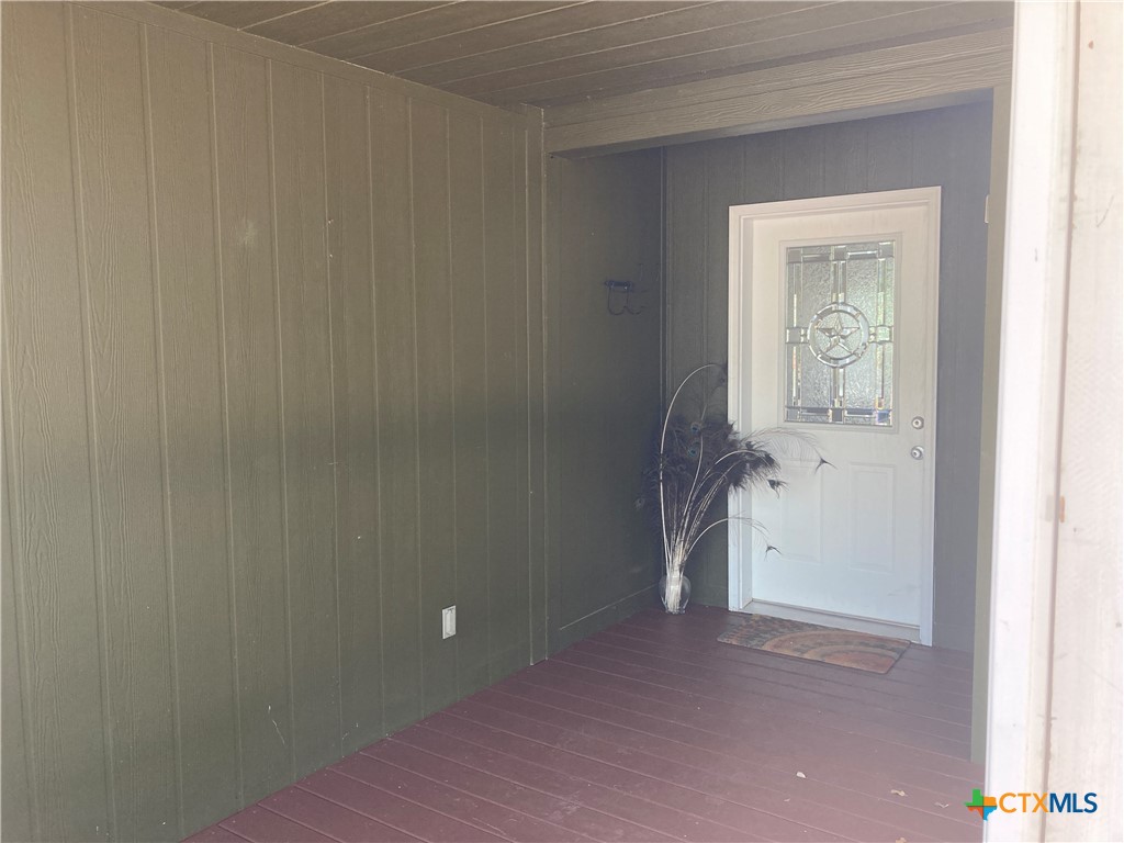 800 Thurman Road San Marcos, TX 78666 - Photo 2 of 10
