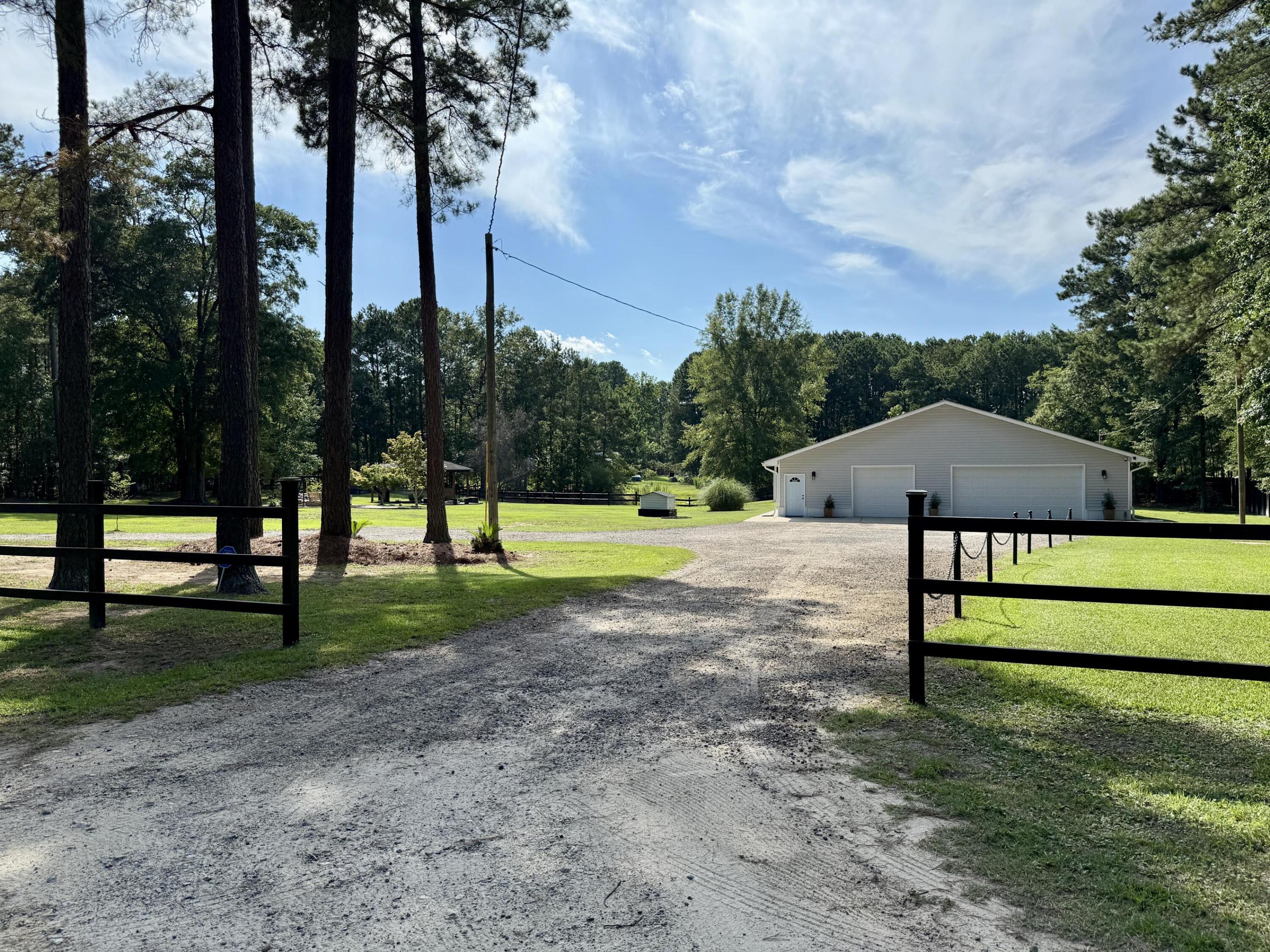 1090 Winding Pond Road Manning, SC 29102 - Photo 8 of 59 STREET VIEW
