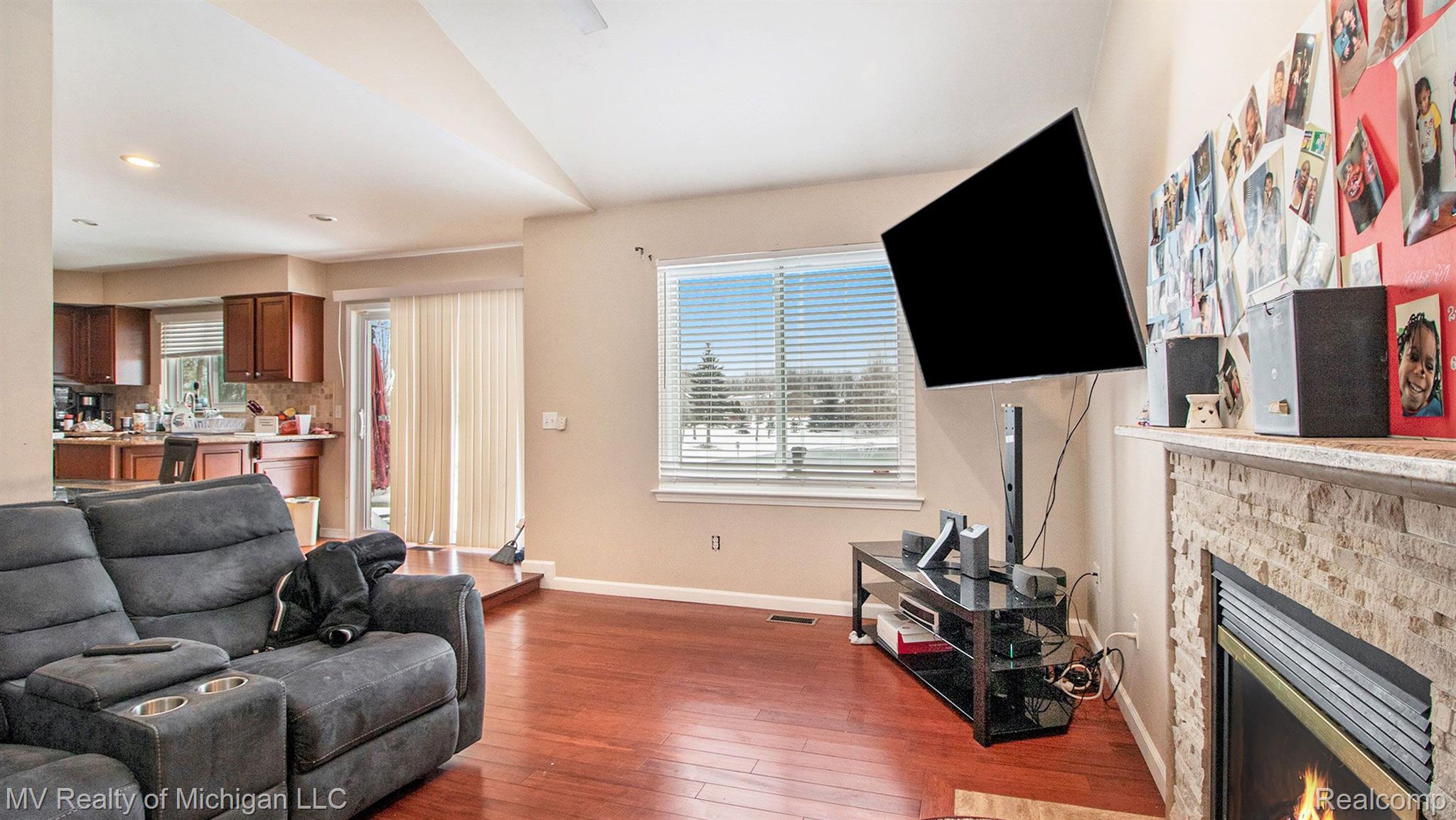 8167 Jeremy Road Belleville, MI 48111 - Photo 8 of 25 Gallery Image 8
