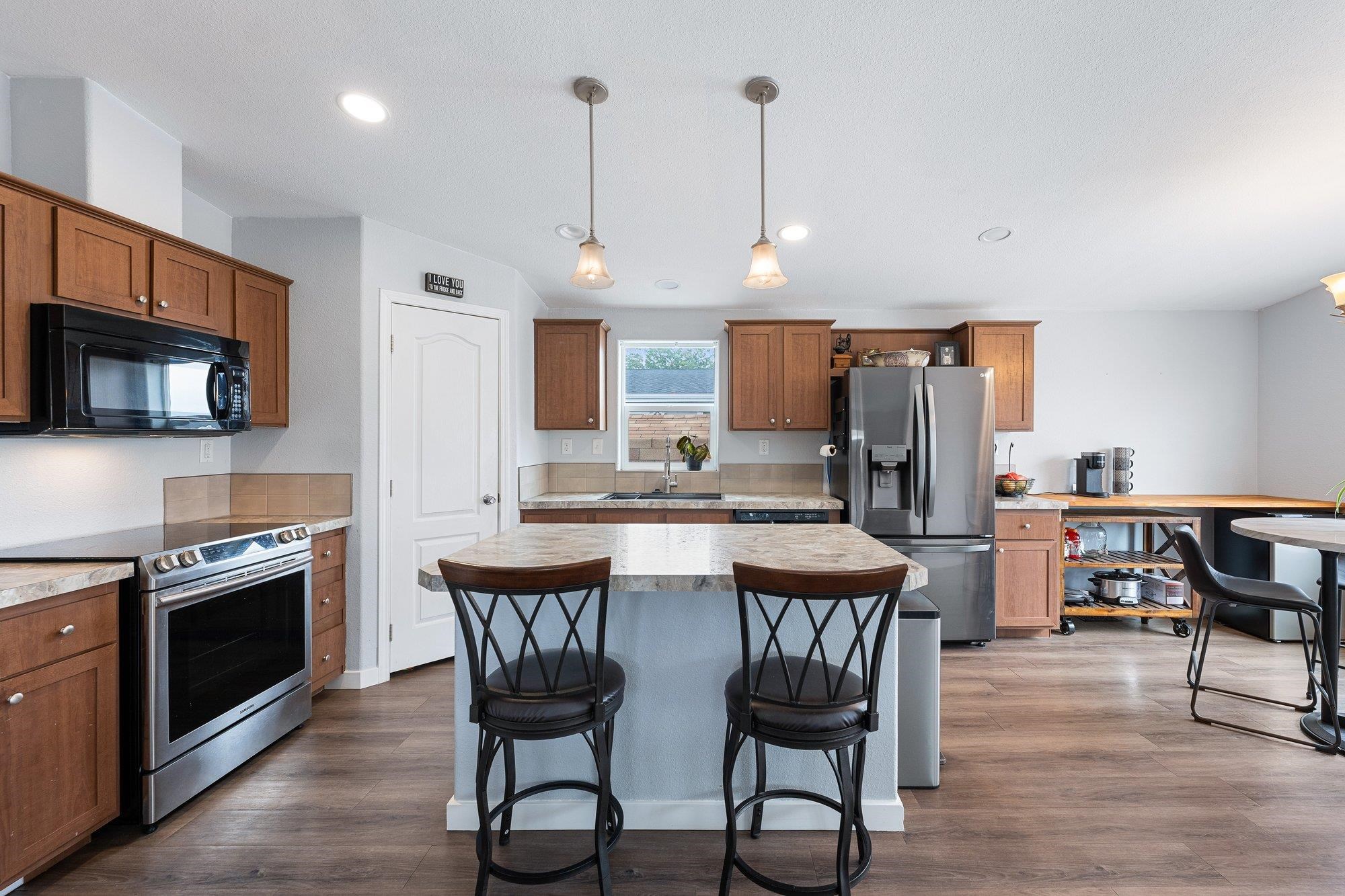 10510 West Richland Road, Unit 105 Cheney, WA 99004 - Photo 5 of 26