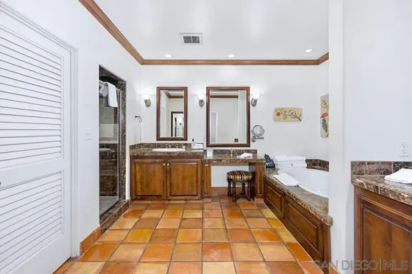 $929,000 | 7319 Estrella De Mar Road, Carlsbad, CA 92009