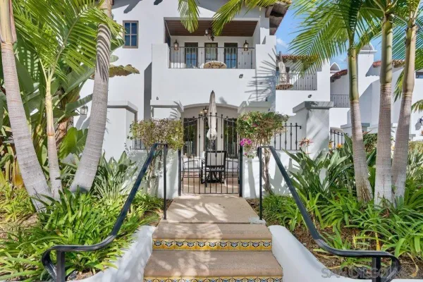 $929,000 | 7319 Estrella De Mar Road, Carlsbad, CA 92009