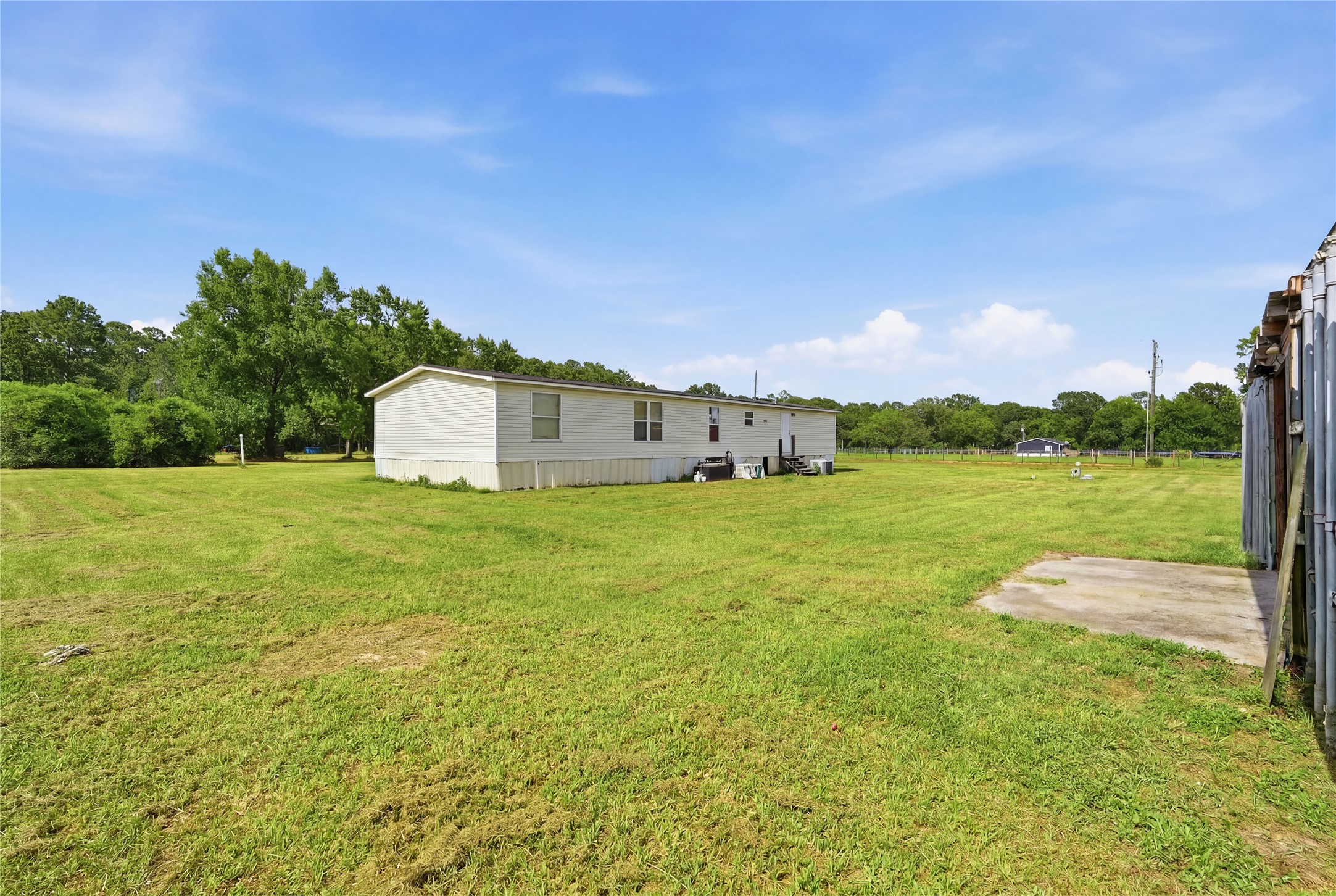 18492 Parker Road Cleveland, TX 77328 - Photo 34 of 36
