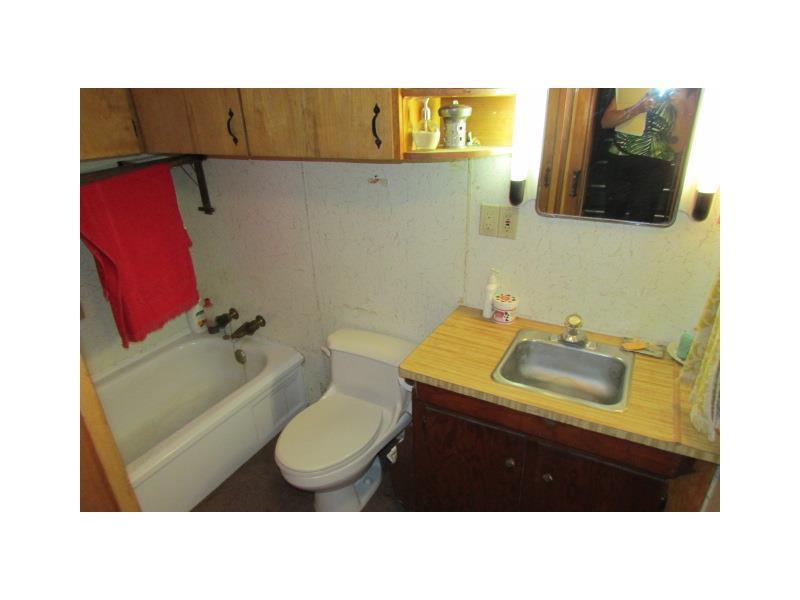 3921 Evergreen Road West Middlesex, PA 16159 - Photo 7 of 17 Full Bath.
