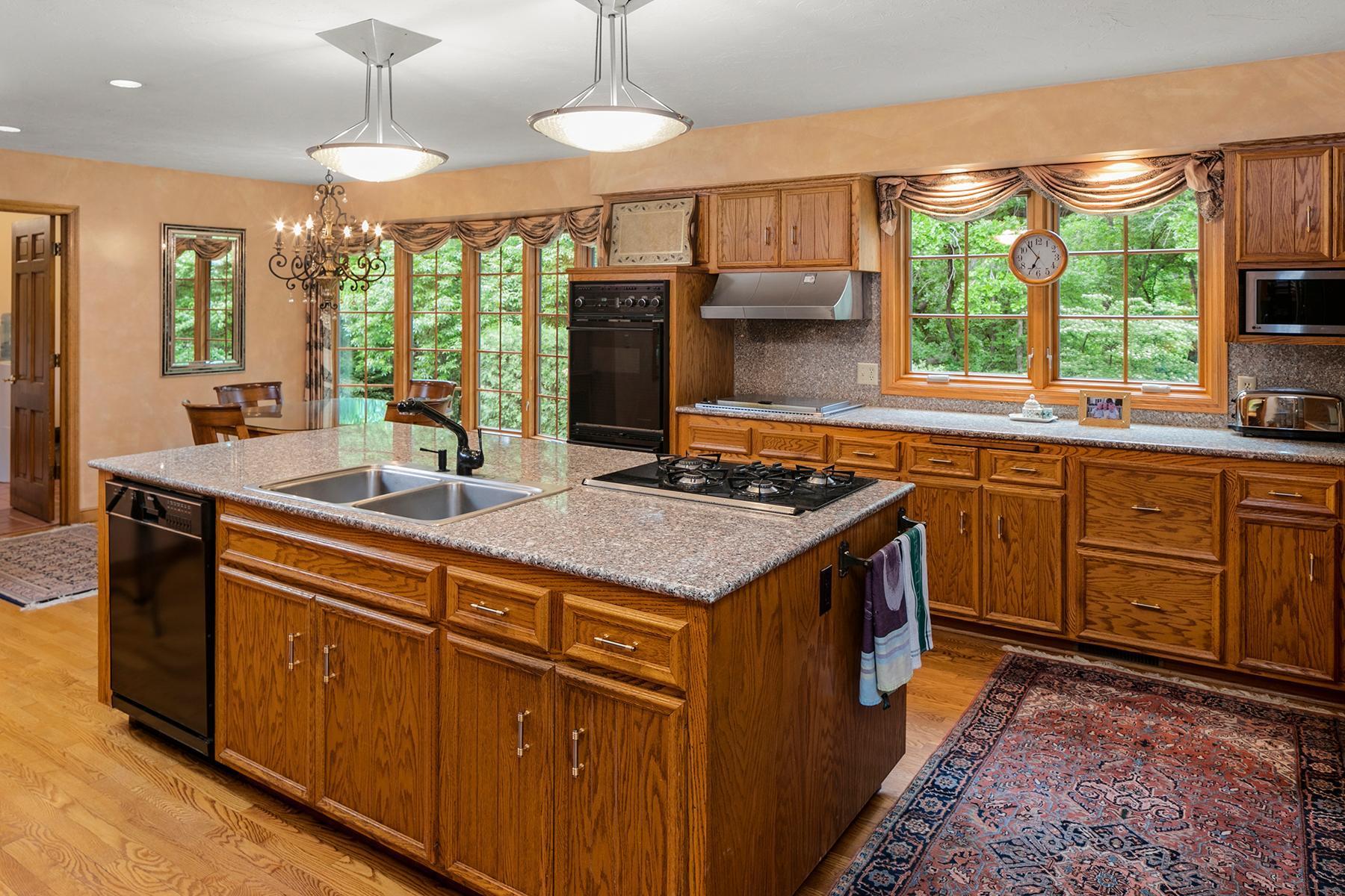 16235 Holdridge Road West Wayzata, MN 55391 - Photo 12 of 30 Gallery Image 12