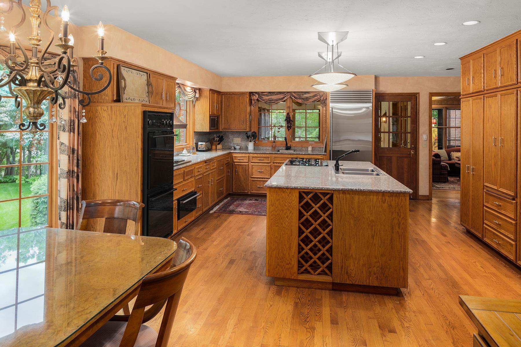 16235 Holdridge Road West Wayzata, MN 55391 - Photo 13 of 30 Gallery Image 13