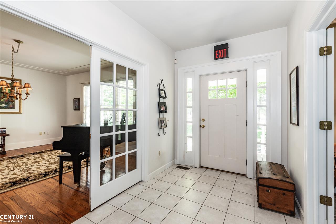 6019 Auburn Road Utica, MI 48317 - Photo 13 of 47