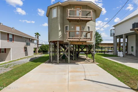 $298,000 | 4058 Devon Street, Bay St. Louis, MS 39520