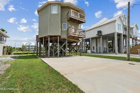 $298,000 | 4058 Devon Street, Bay St. Louis, MS 39520