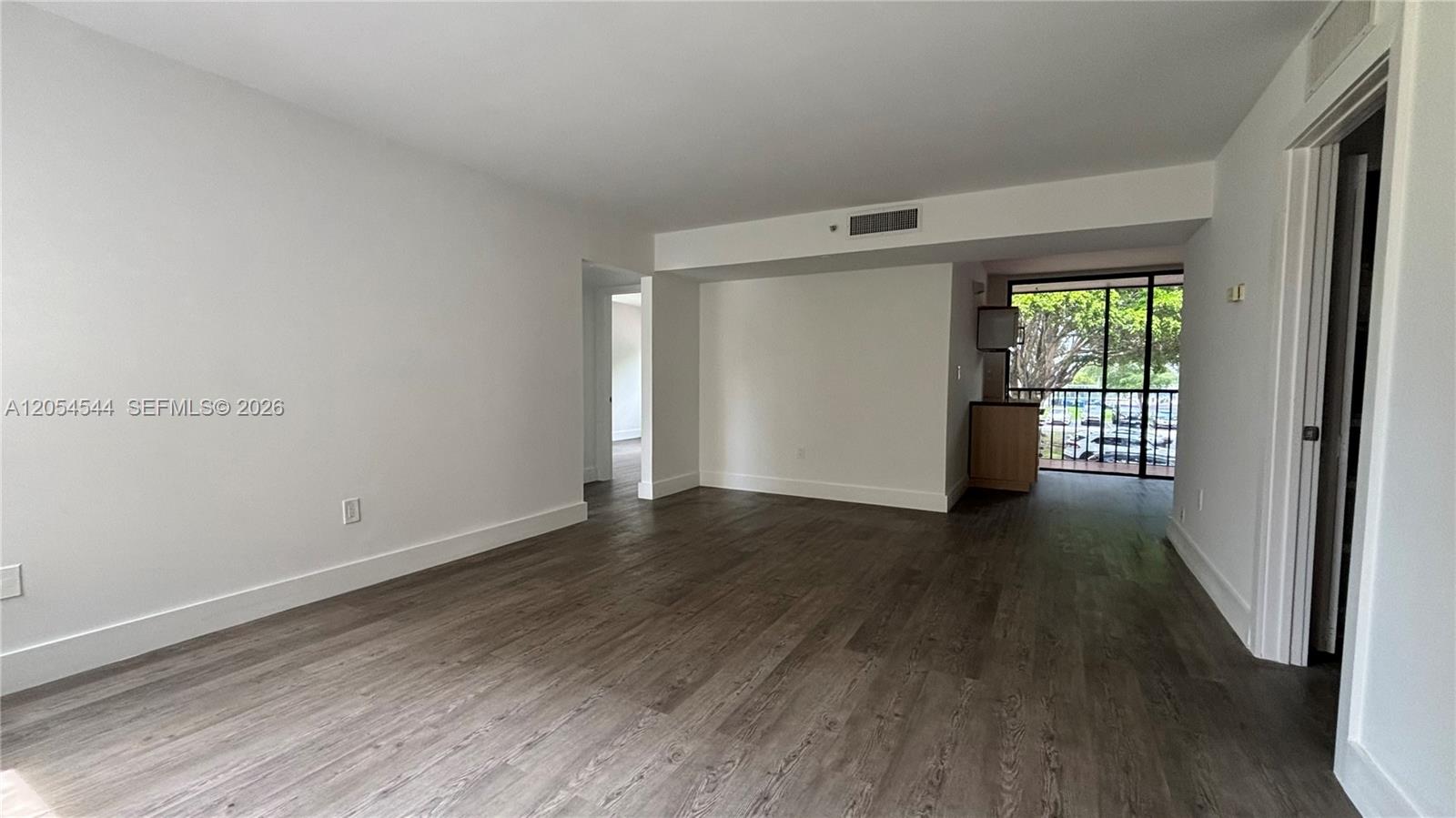 8540 Southwest 133rd Avenue Road, Unit 219 Miami, FL 33183 - Photo 2 of 32 Living/Dining area