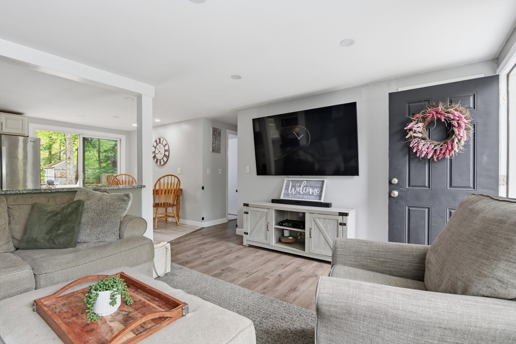 38 Barker Road East Wareham, MA 02538 - Photo 5 of 29