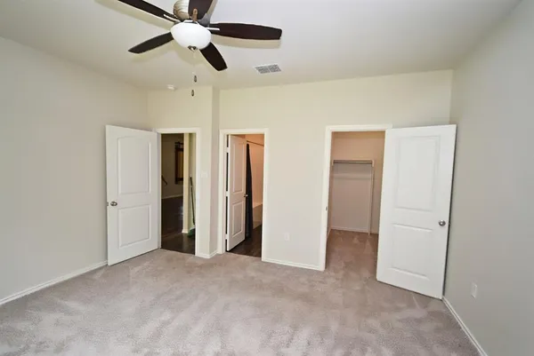 $1,900 | 200 Blue Bird Lane, Mineola, TX 75773