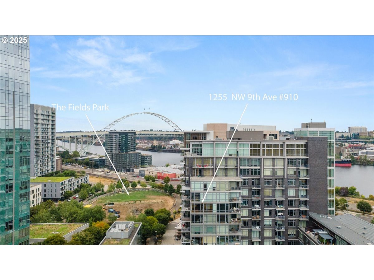 1255 Northwest 9th Avenue, Unit 910 Portland, OR 97209 - Photo 35 of 43 a picture of city view
