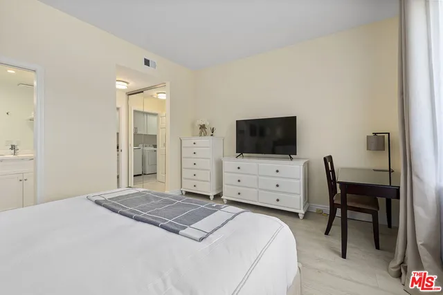 a outdoor view with a sitting space