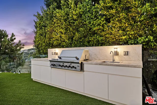 $29,500 | 7834 Electra Drive, Los Angeles, CA 90046