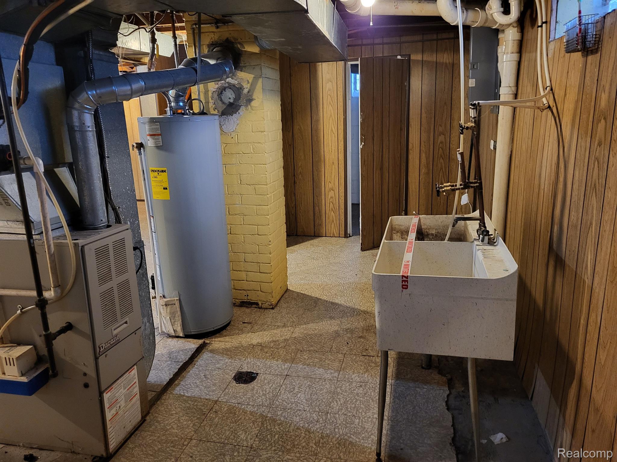8289 Standard Street Center Line, MI 48015 - Photo 13 of 13 Gallery Image 13